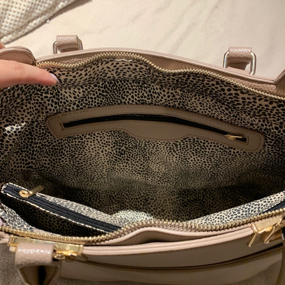 Purse - Picture 4 of 6